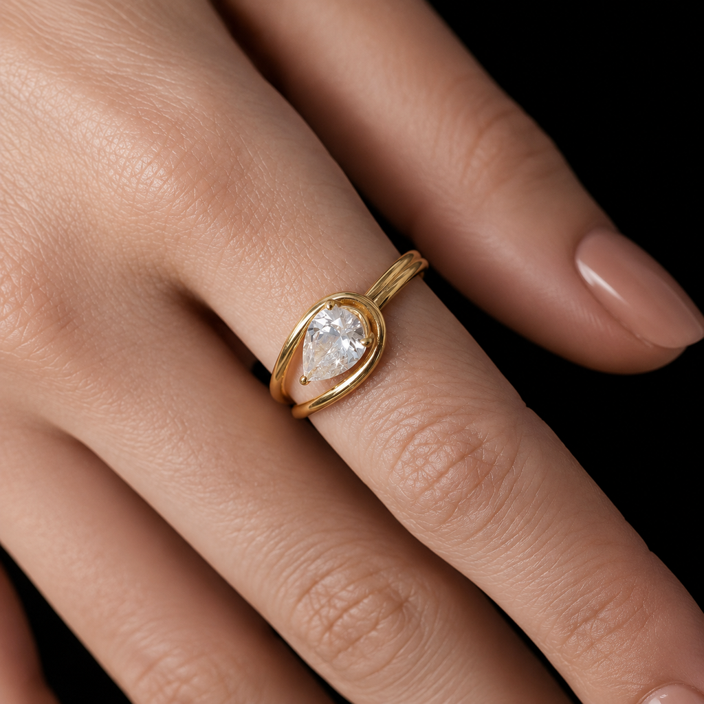 Anel Angle Tie em Prata 925 e Moissanita